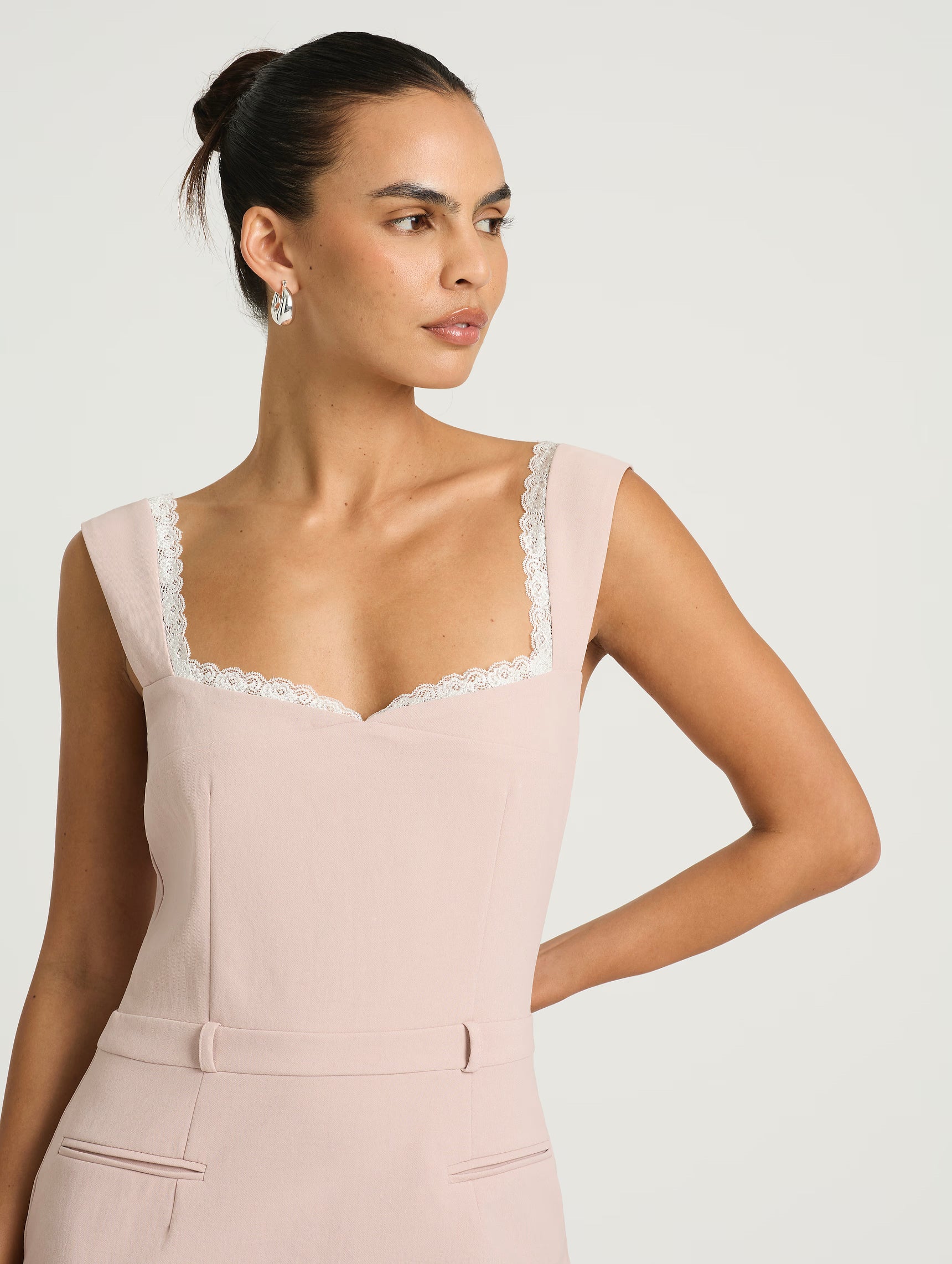 Dora Mini Dress (Ends in 3 Days)